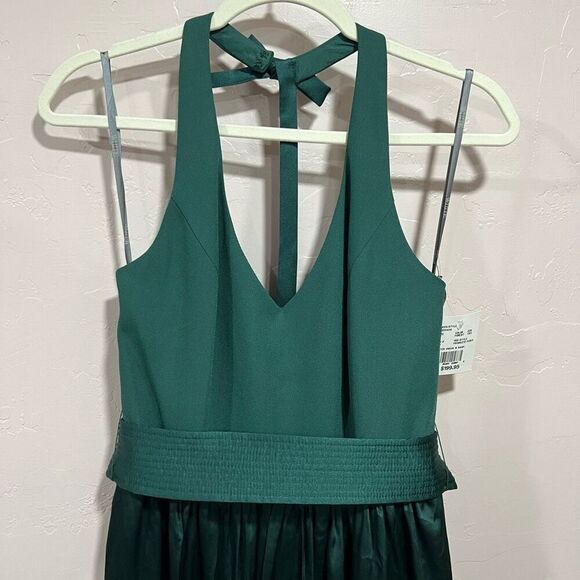 Vera Wang VW360214 Green Halter Formal Dress - Picture 2 of 8